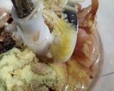 Foto langkah ke 1 dari resep Pentol Ayam Kriwil Saus Misdasem.