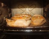 Foto del paso 7 de la receta: Tortilla de ensaladilla en cestitas al horno