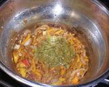 A picture of step 4 of Puerco Con Chile Rojo Con Arroz.