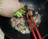 A picture of step 3 of Spinach and Bacon Sauteed in Butter.