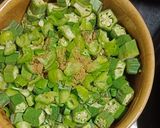 A picture of step 2 of Bhendi Capsicum Subji.