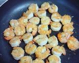 A picture of step 2 of Shrimp with Mayonnaise Sauce in 1 Frying Pan.