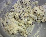 A picture of step 5 of Our Family Recipe for Crispy ♪ Chocolate Chip Cookies.