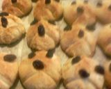 A picture of step 5 of monkey face cookies.