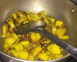 A picture of step 3 of Panner handi or mix veg.