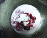 A picture of step 2 of Fluffy Strawberry Steamed Bread.