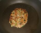 A picture of step 5 of Tortilla-Style Okara Oyaki (Flat Cakes).