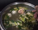 Foto langkah ke 7 dari resep Sup Bakso Lohoa.