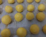 Foto langkah ke 2 dari resep Palm Cheese Cookies.