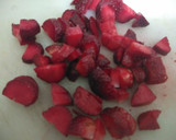 स्ट्रॉबेरी शेक (Strawberry shake recipe in hindi) रेसिपी चरण 1 फोटो