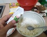 Foto langkah ke 3 dari resep Singkong Coklat Kukus.