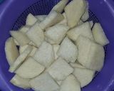 A picture of step 3 of Yam and egg with cabbage source.