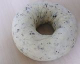 A picture of step 8 of Milk Tea Bagel.