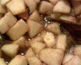A picture of step 1 of Apple Sauce.