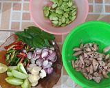 Foto langkah ke 1 dari resep Tumis cumi asin pete.