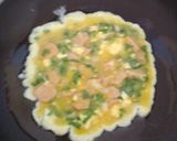 Foto langkah ke 2 dari resep Roti Jhon Kreasi Roti Tawar.