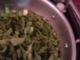 मूली के पत्ते की भुजिया(mooli ke patte ki bhujiya recipe in hindi)
