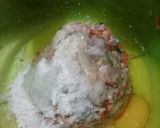 Foto langkah ke 5 dari resep Sawi gulung isi sayuran.