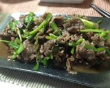 A picture of step 6 of For Summer! Pork Offcuts & Garlic Shoots Stamina Stir Fry.