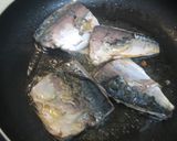 A picture of step 3 of Italian Style with Tomatoes Mackerel Simmered In Tomato and Miso.