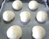 A picture of step 2 of Fluffy Honey and Heavy Cream Rolls.