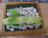 A picture of step 6 of Lettuce Sushi Rolls.