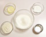 A picture of step 1 of Glutinous Rice Flour Muffins.