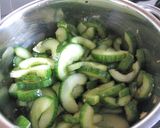 A picture of step 3 of Easy Balsamic Vinegar Pickled Cucumbers [for Japanese expats].