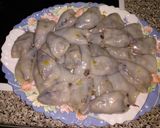 Foto del paso 3 de la receta: Chipirones rellenos de setas, champiñones y langostinos