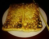 A picture of step 1 of Tex's Chicken & Ham Toastie 🐔🐷🍞.