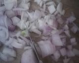 A picture of step 2 of Dahi pakora chaat.