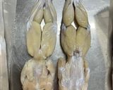 Foto del paso 1 de la receta: Ancas de rana rebozadas en pan rallado y semillas