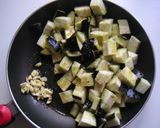 A picture of step 1 of Eggplant and Tomato Pasta.