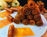 A picture of step 6 of Aam Papad or Mango Fruit Leather Sun-dried.