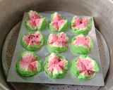 Foto langkah ke 7 dari resep Bolu Kukus Mekar.