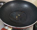 A picture of step 3 of Dum Aloo.