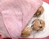 A picture of step 4 of Chewy Cinnamon Raisin Bagel.