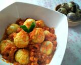 A picture of step 4 of Telur Puyuh Balado (Quail Eggs with Balado Sauce).