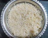 A picture of step 1 of Tudkiya Bhath.