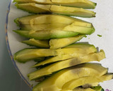 Foto del paso 4 de la receta: Sushi casero- Maki de aguacate, salmón y langostino con queso crema