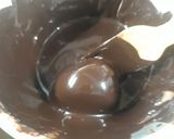 Foto langkah ke 4 dari resep Bola bola coklat oreo.