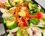 Foto del paso 4 de la receta: SUPREMAS DE #POLLO CON VERDURAS EN LA PLANCHETA