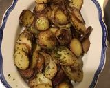 Une image de l'étape 9 de Duo de pommes de terre sautées à l ail et persil.