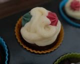 Csokidarabos banános muffin, vanília pudinggal recept fázis 6 fotója