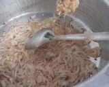 A picture of step 3 of Lauki ki sabzi.