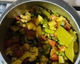 A picture of step 2 of Vegetable Pulao💚💚.