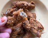 Gambar langkah 1 resipi Tengkuk ayam shitake pedas.