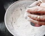 A picture of step 2 of Tirunelveli sweet puttu.