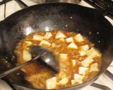 A picture of step 8 of Authentic Chinese! Mapo Tofu Brimming with Ground Meat (Medium-Spicy).