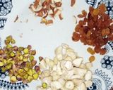 ખીર (Kheer Recipe In Gujarati) રેસીપી સ્ટેપ1ફોટો